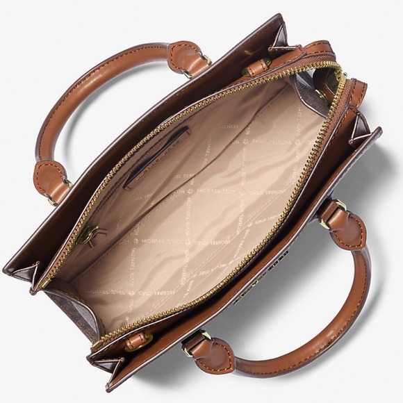 Michael Kors Small Sheila Satchel Crossbody
Bag Brown
NWT - Picture 2 of 16